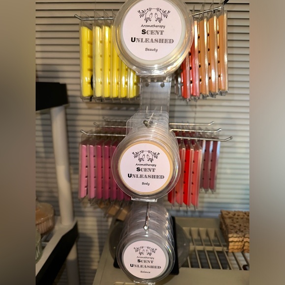 AROMATHERAPY-SCENT UNLEASHED LLC, HAND POURED CANDLES, BODY, BALANCE, BEAUTY! - Picture 6 of 7